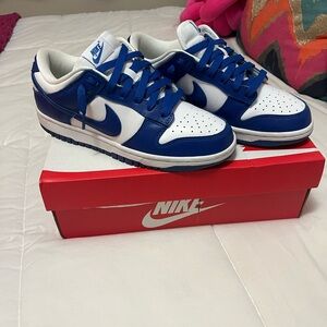Nike Dunk Low SE Blue and White Kentuckys